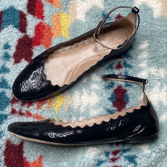 Chloe Shoes - Chloe scalloped patent leather ankle strap flats